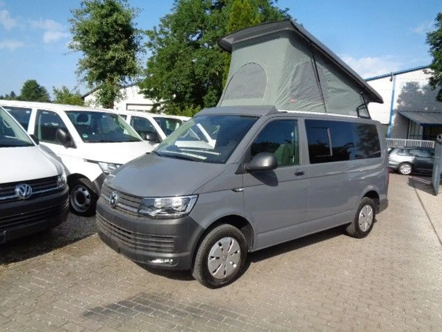 Volkswagen T6 Wohnmobil/Summermobil mit Aufstelldach Grau - 1
