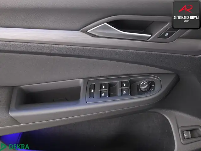 Volkswagen Golf view 14