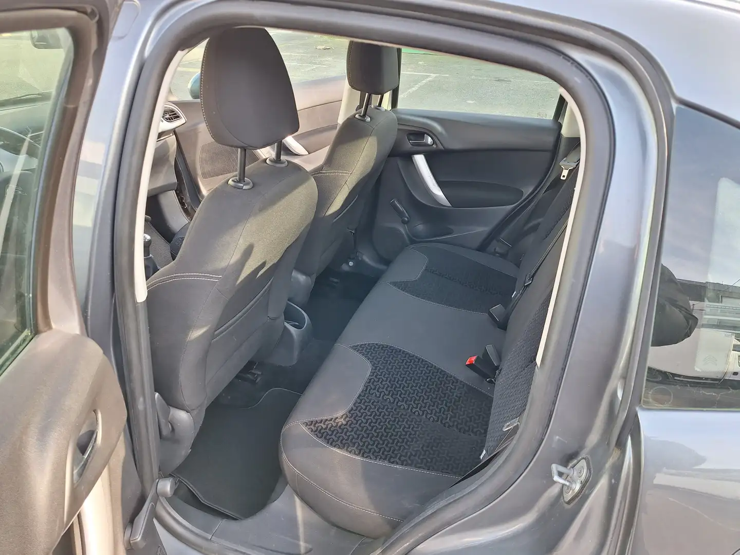 Citroen C3 HDi 90 FAP Airdream Confort Gris - 1