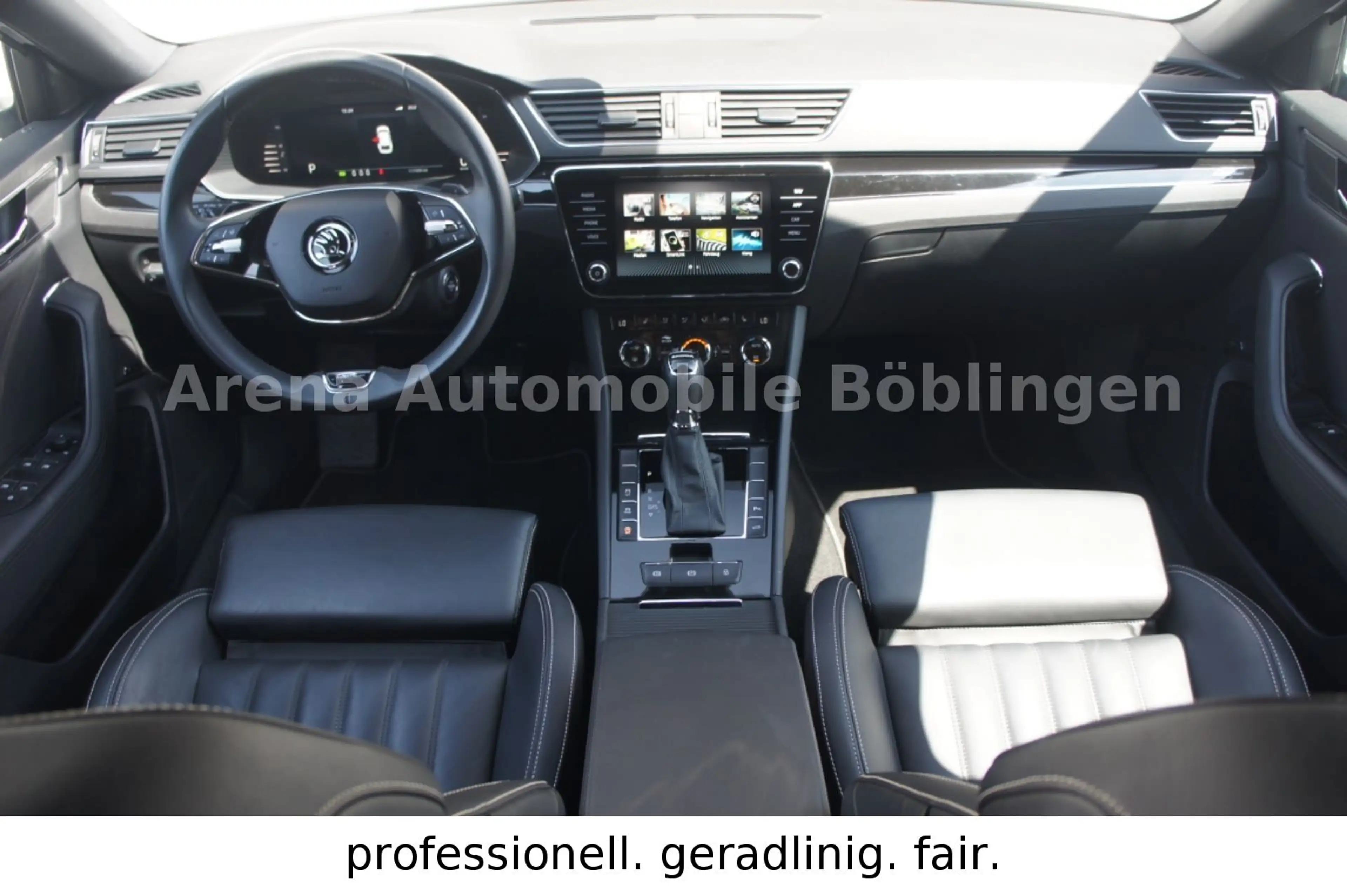 Skoda Superb Combi 2.0 TSI L&K DSG*MATRIX*PANO*AHK* — photo 14
