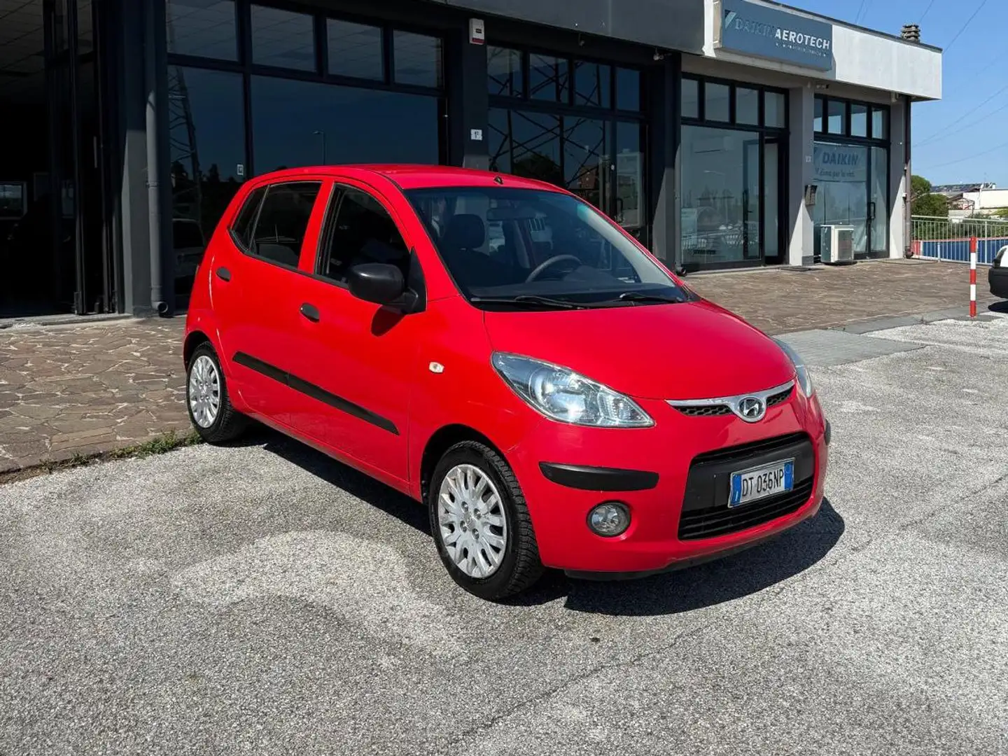 Hyundai i10 i10 I 2008 1.1 Active Czerwony - 1