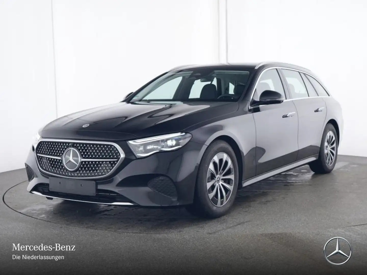 Mercedes-Benz E 220 d T Avantgarde 360° Distr. Spurhalt-Ass PTS Schwarz - 2