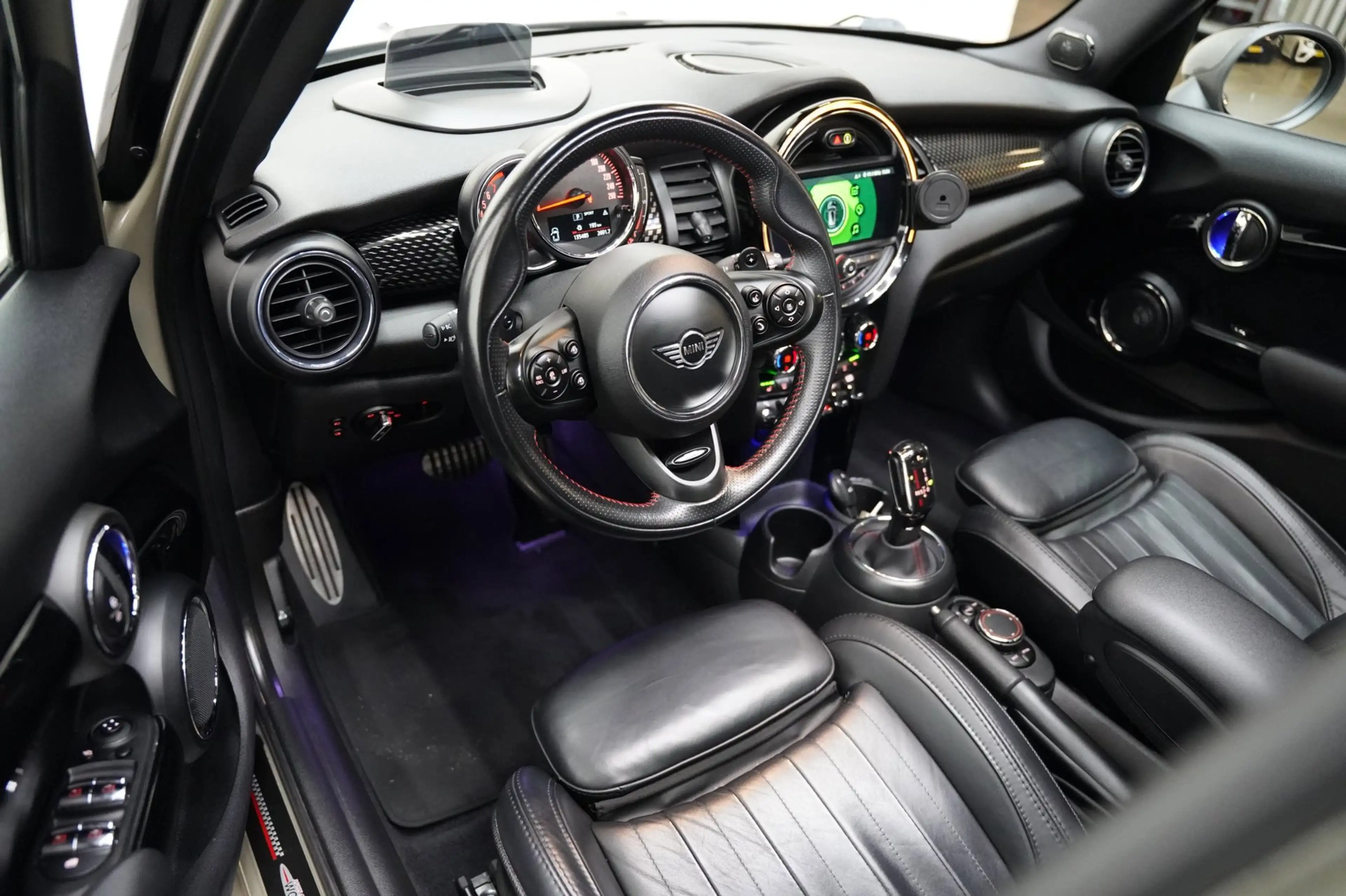 MINI Cooper S 5-Deurs 2.0 JCW PAKKET PANO SFEER CAMERA NAP — photo 13