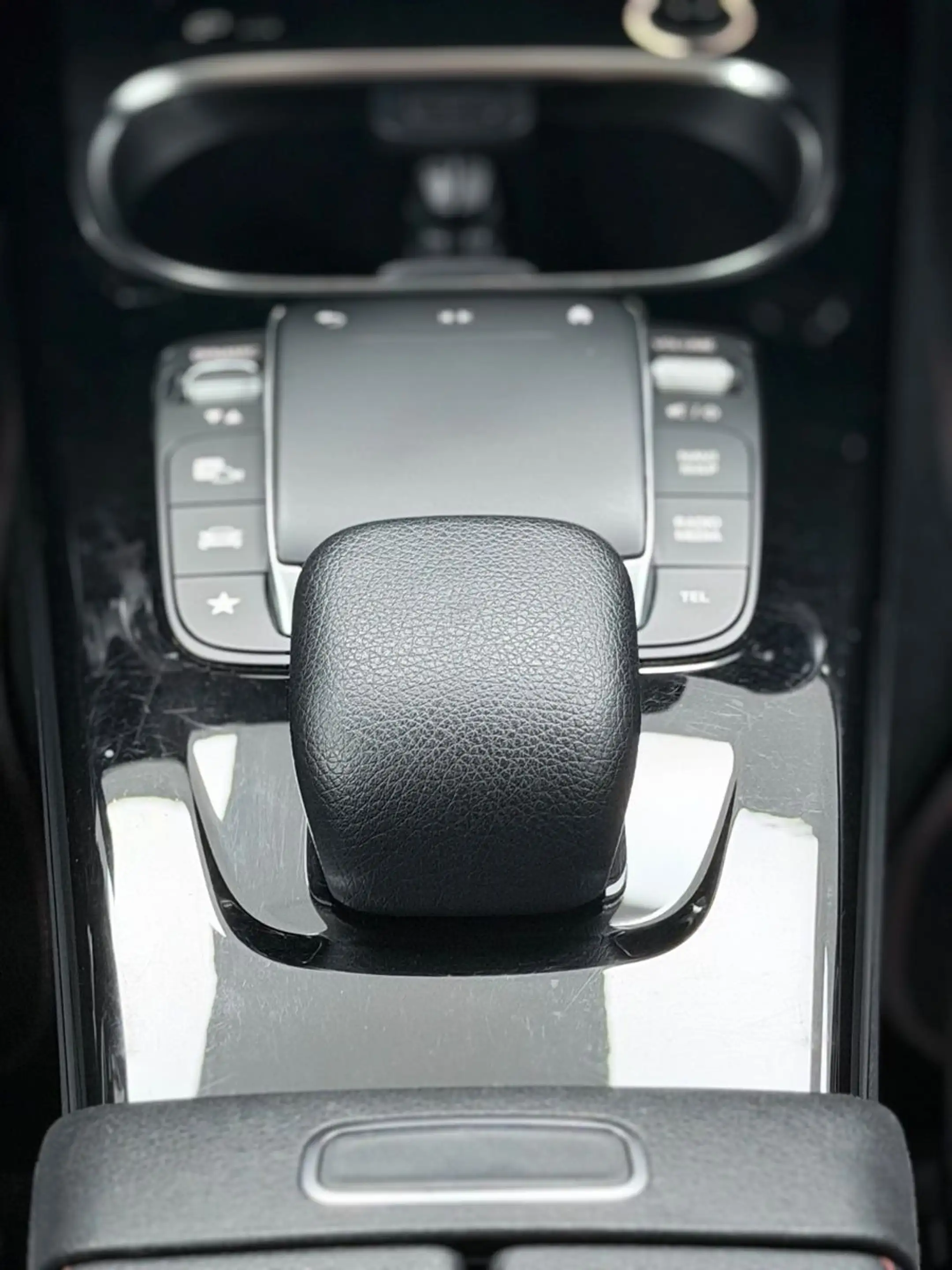 Mercedes-Benz A 200 A-AMG-LINE-PANORAMA-LED-NAVI-SHZ-PDC — photo 16