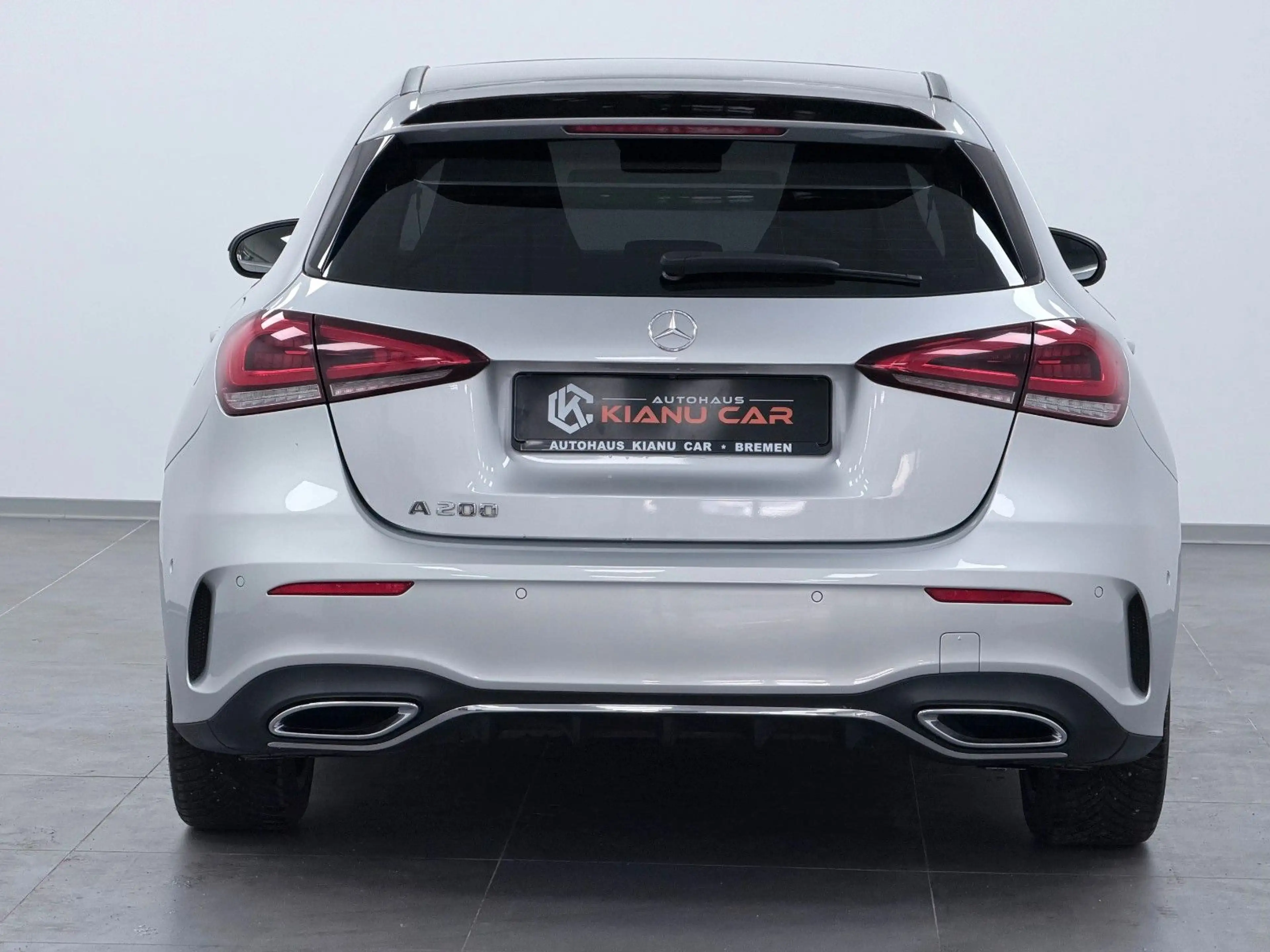 Mercedes-Benz A 200 A-AMG-LINE-PANORAMA-LED-NAVI-SHZ-PDC — photo 2