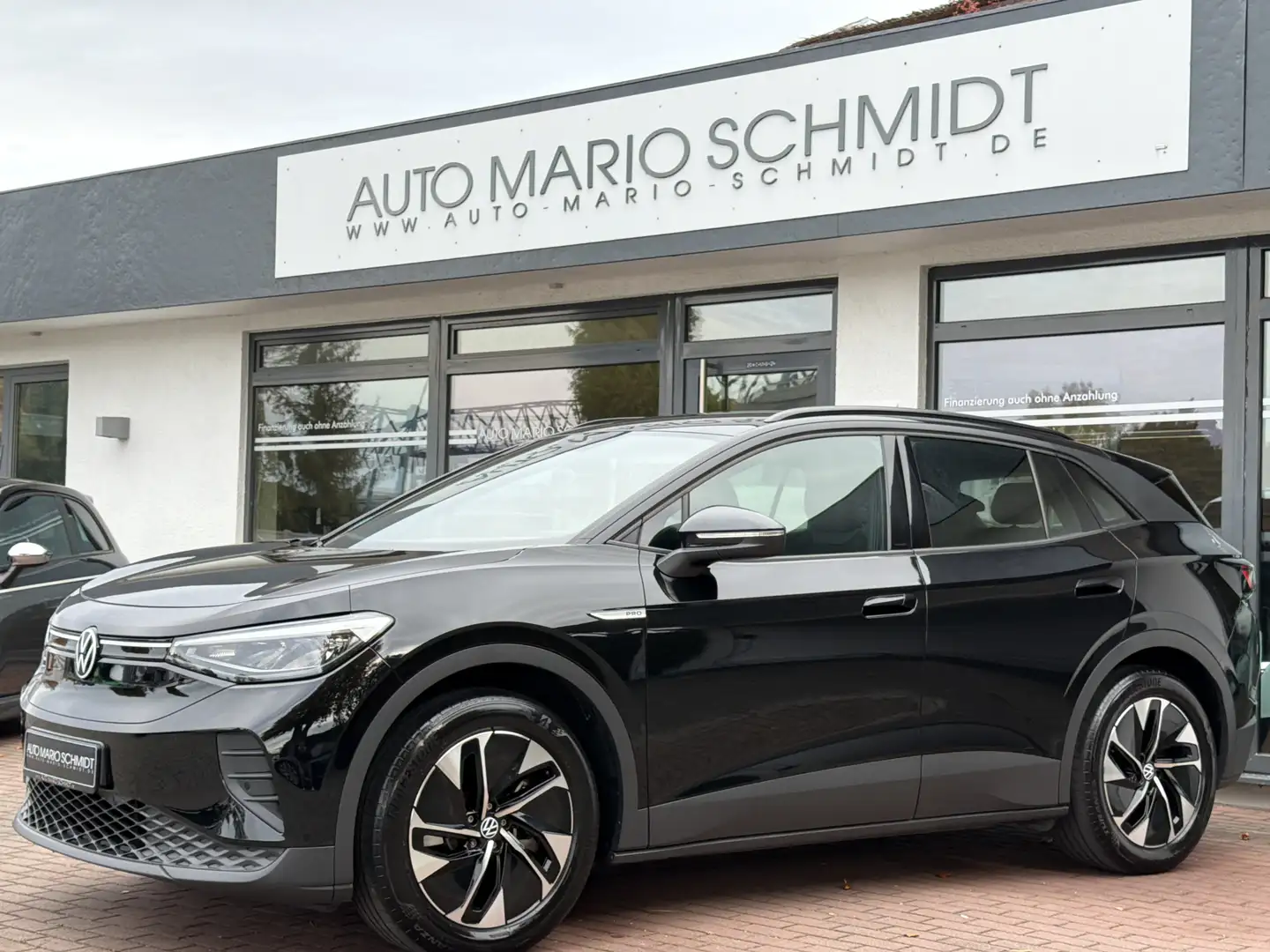 Volkswagen ID.4 Pro Performance ACC Navi LED CarPlay 82kwh Schwarz - 2