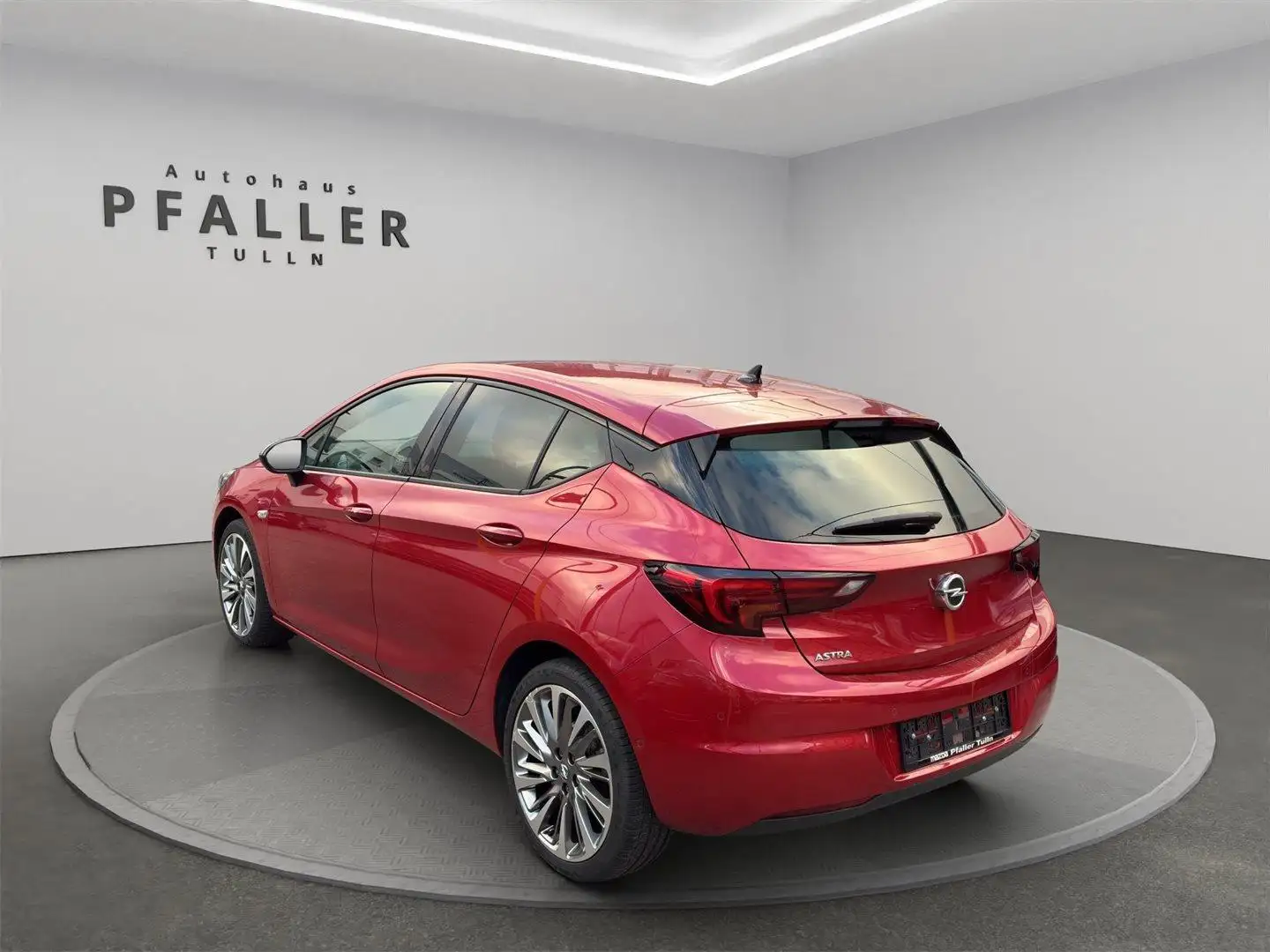 Opel Astra 1,2 Turbo Direct Injection Elegance Rot - 2