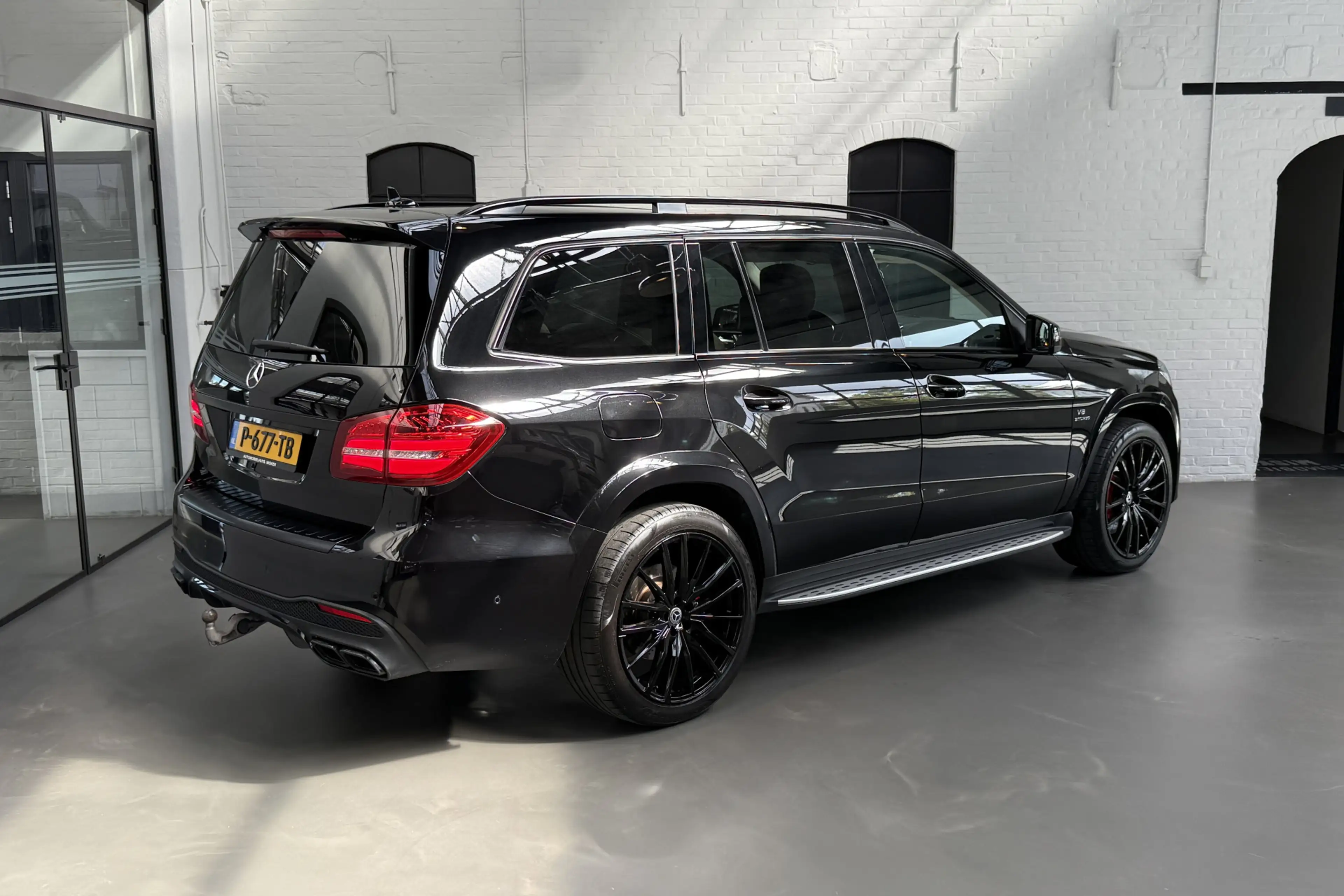Mercedes-Benz GLS 63 AMG 4MATIC 7 persoons — photo 45