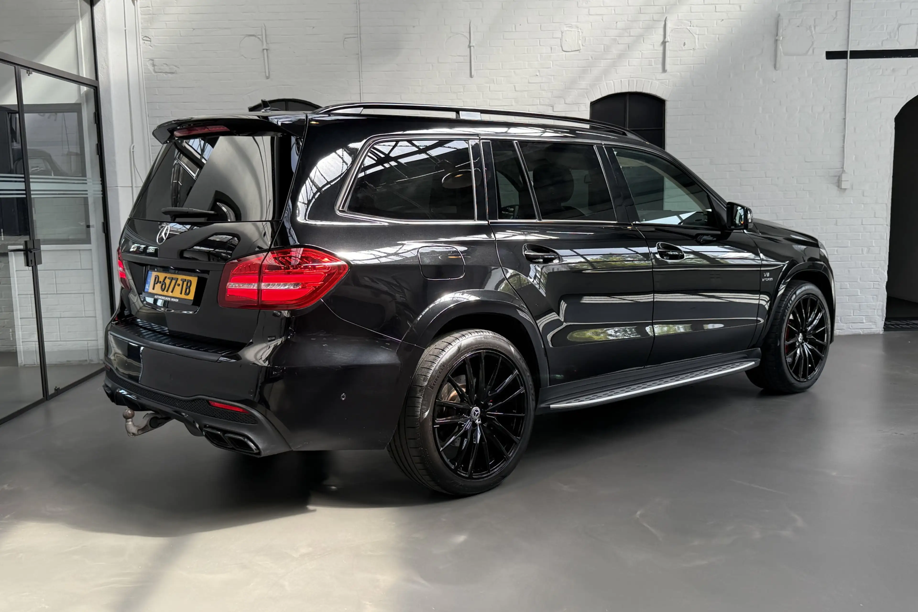 Mercedes-Benz GLS 63 AMG 4MATIC 7 persoons — photo 36