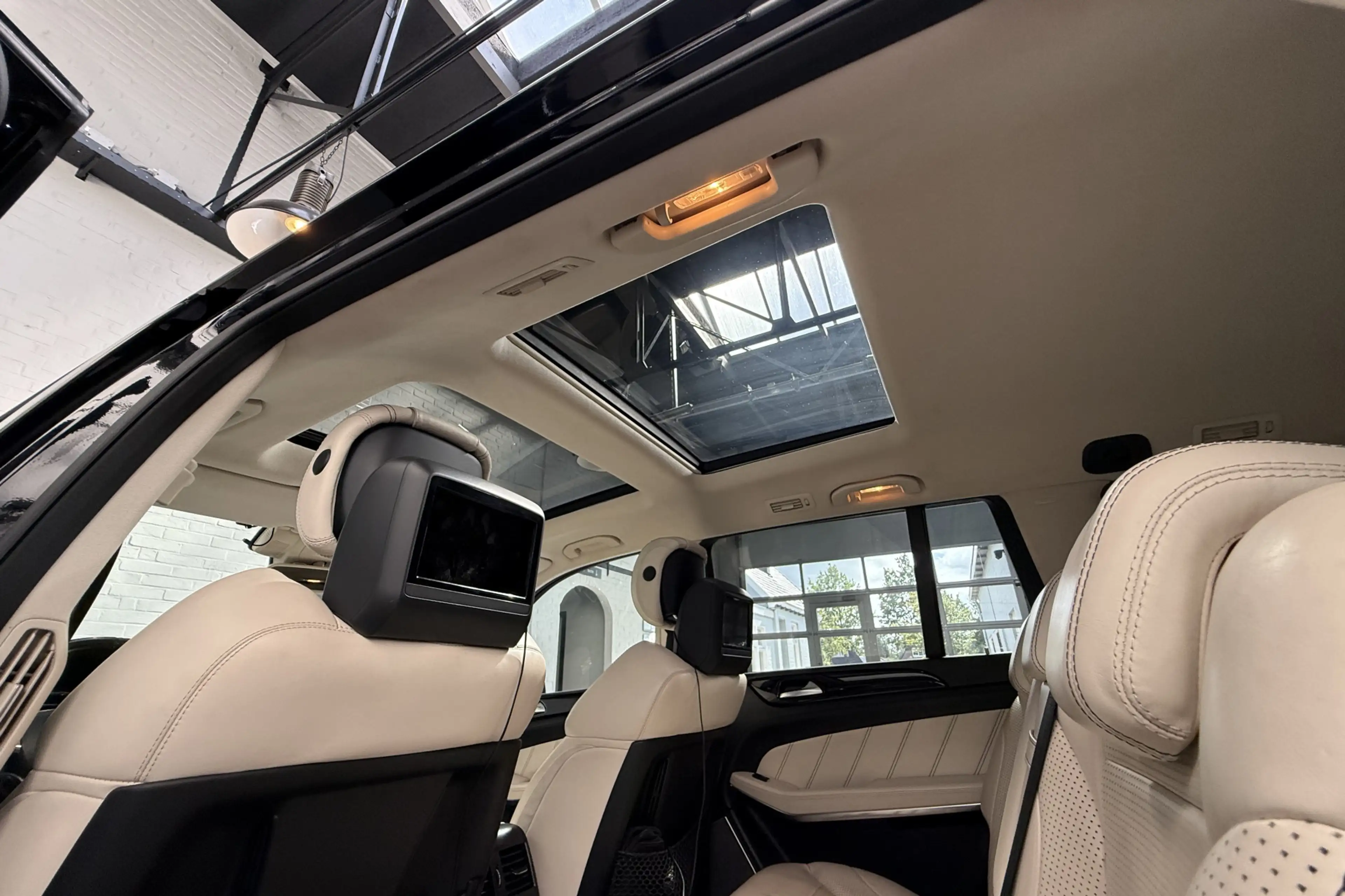 Mercedes-Benz GLS 63 AMG 4MATIC 7 persoons — photo 44