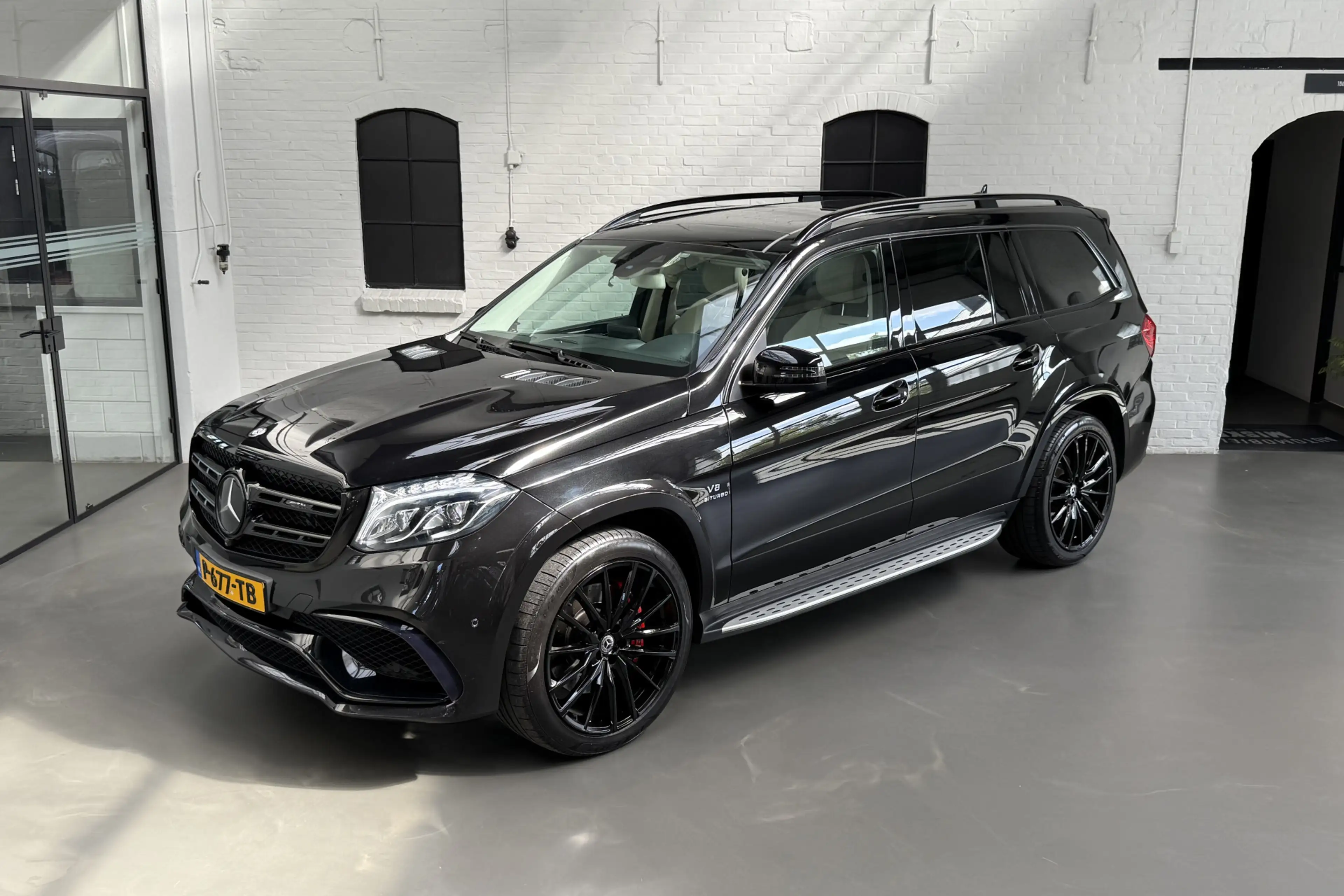 Mercedes-Benz GLS 63 AMG 4MATIC 7 persoons — photo 6