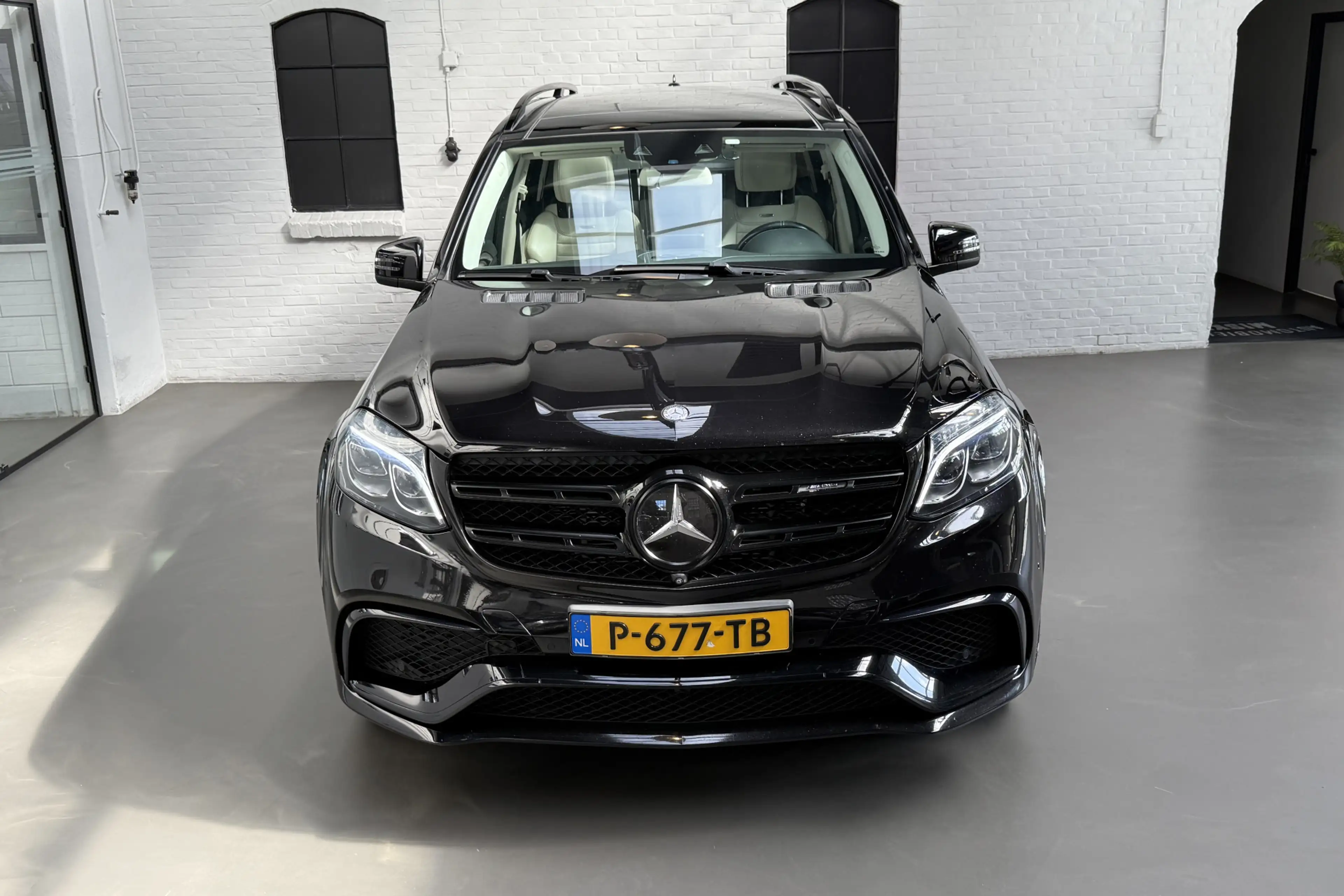 Mercedes-Benz GLS 63 AMG 4MATIC 7 persoons — photo 41