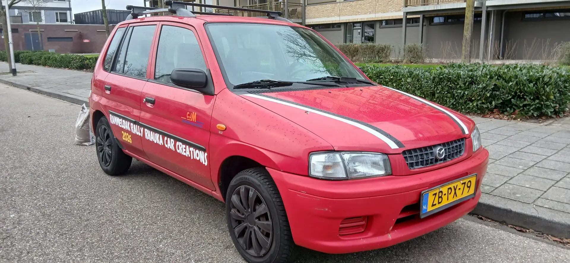 Mazda Demio 1.3 GLX Rosso - 2