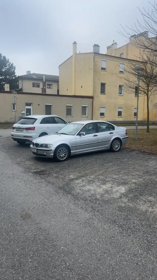 BMW 318 318d - 1