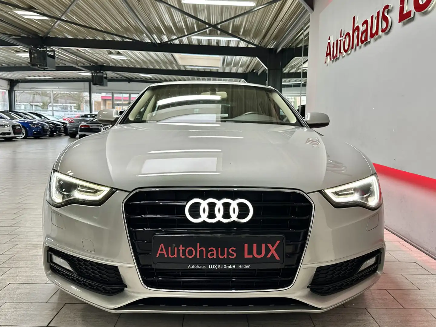 Audi A5 2.0 TFSI S LINE XENON 6 GANG LED 2.HAND TOP Silber - 2