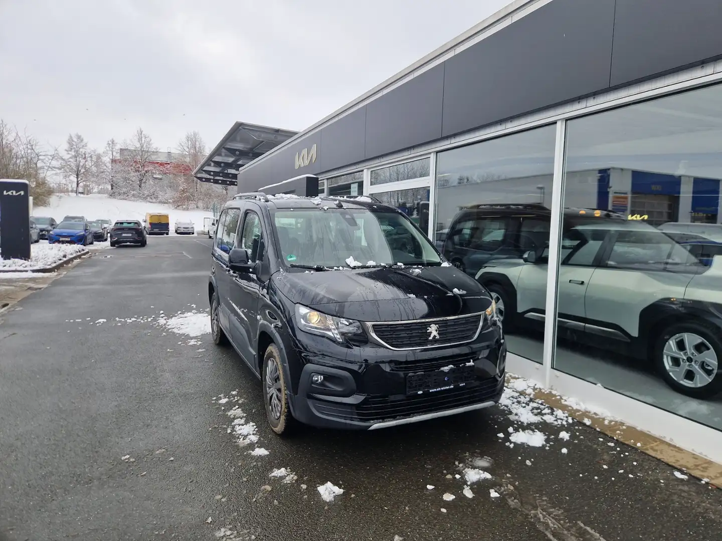 Peugeot Rifter 1,2 Allure Klimaaut Navi Sitzhzg Keyless PDC Schwarz - 2