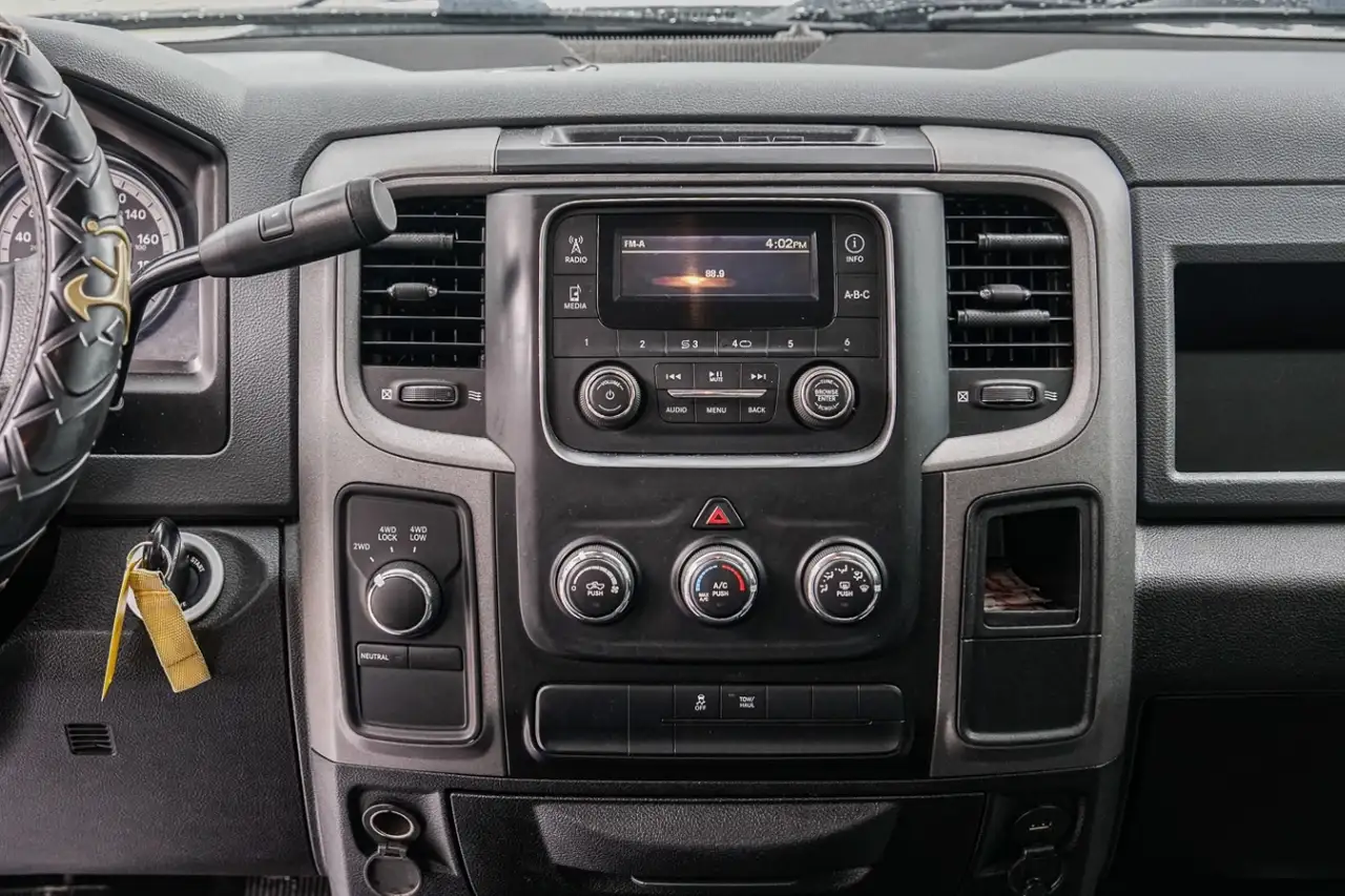 RAM 1500 снимка RAM 1500