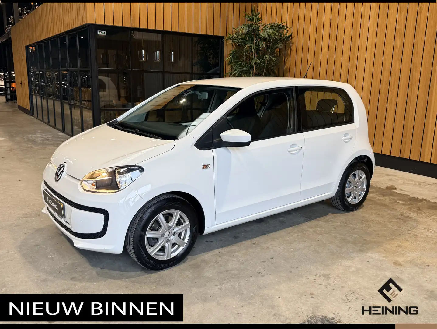 Volkswagen up! 1.0 move up! BlueMotion. 5-drs. Airco. Dealer onde Weiß - 1