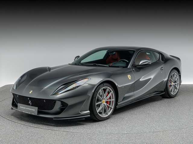 Imagine Ferrari 812 Superfast