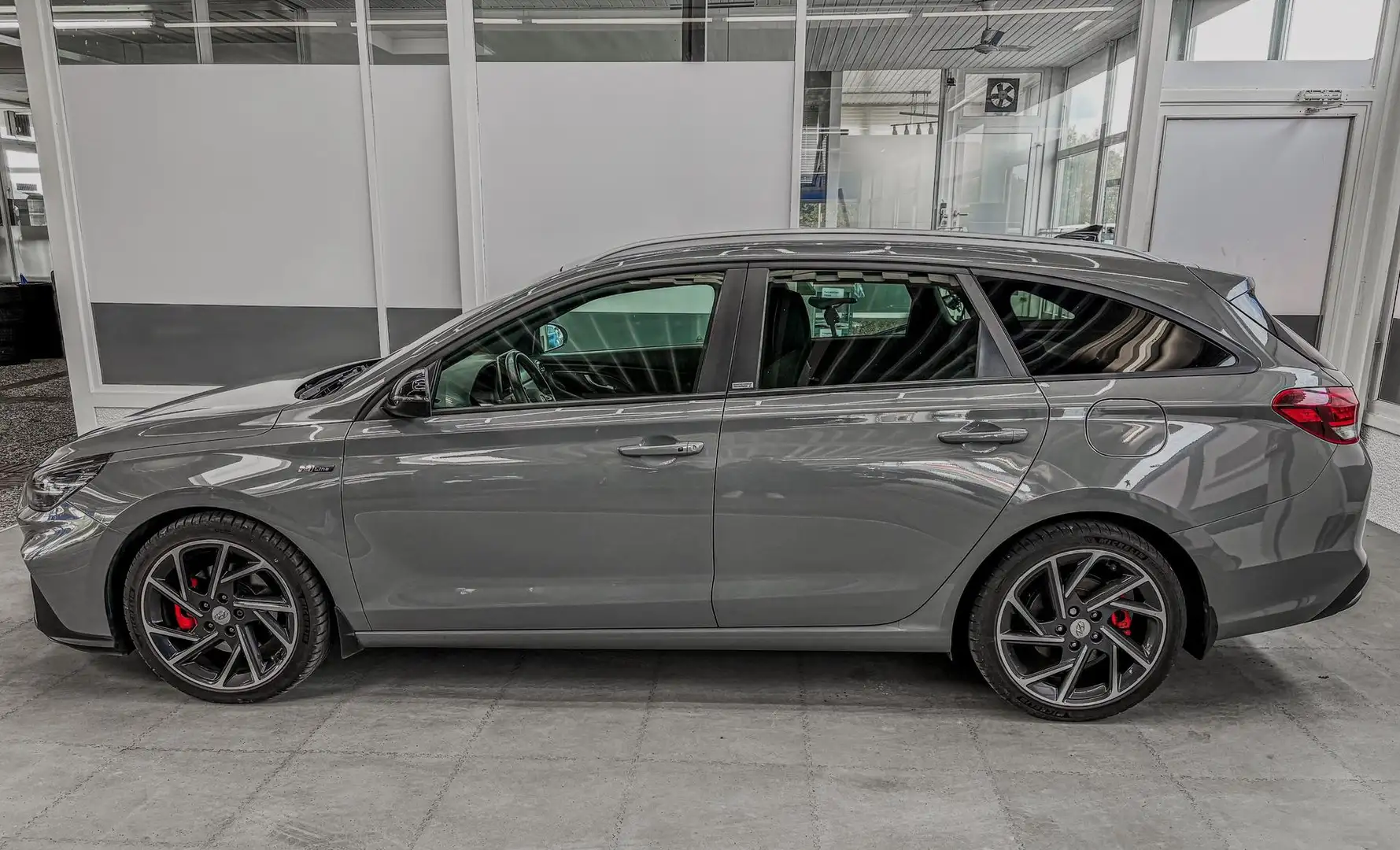 Hyundai i30 Kombi N LINE DCT NAVI SHZ RFK 1.5 T-GDI Mild-Hy... Grigio - 2