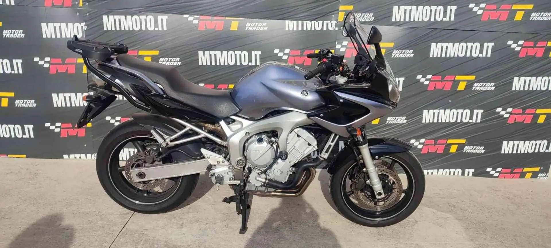 Yamaha FZ 6 Export solo Esportazione Gris - 1