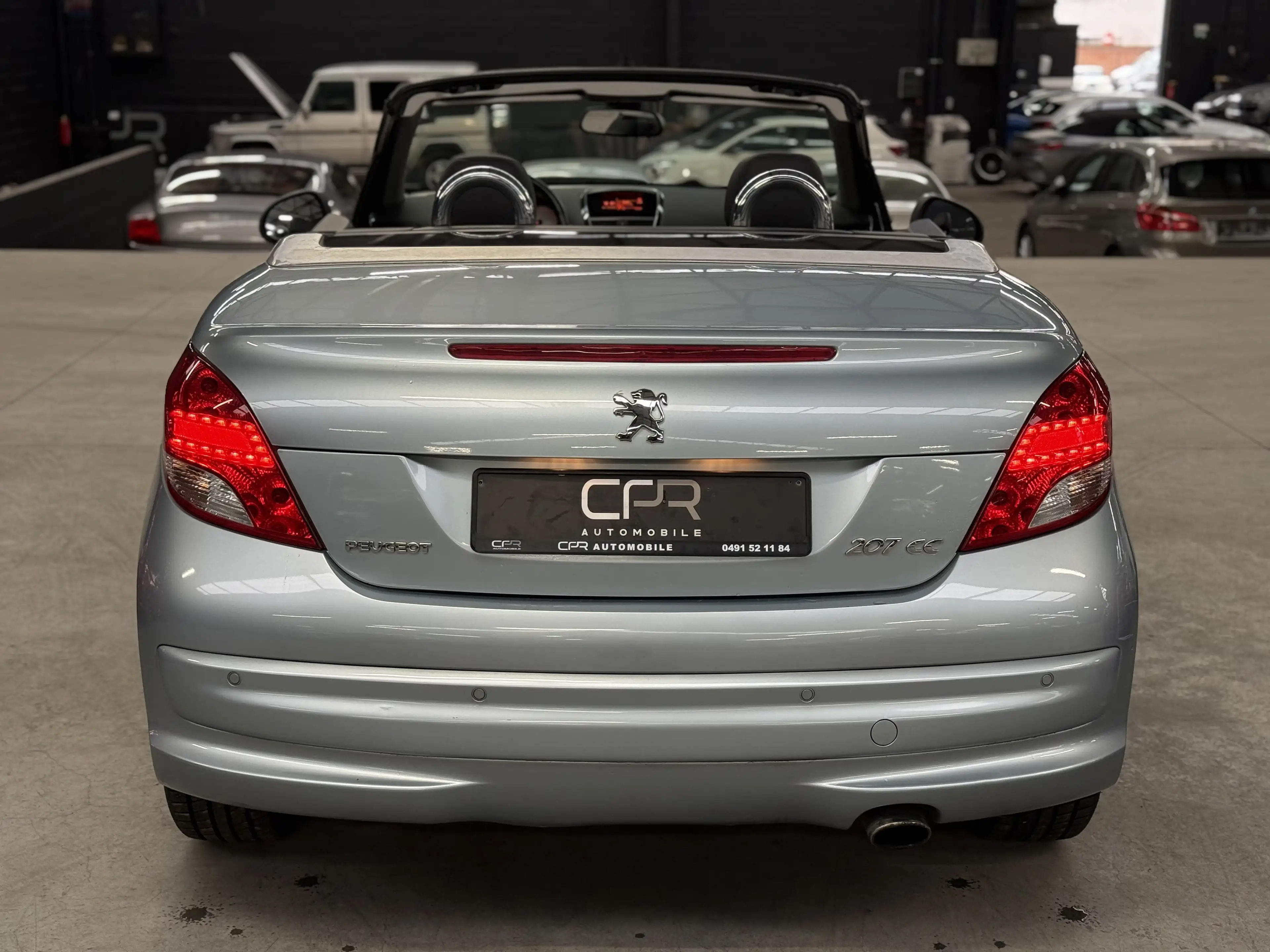 Peugeot 207 CC 1.6 D Roland Garros * CUIR * CLIM AUTO * PROPRE — photo 5