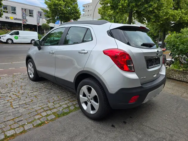 Opel Mokka view 3