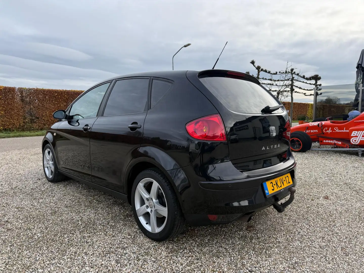 SEAT Altea 1.6 Comfortstyle Clima | Cruise | LM | Trekhaak | Zwart - 2