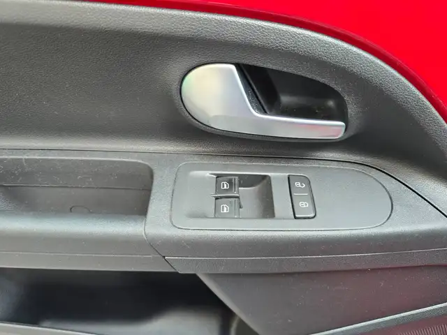 Volkswagen Up! view 11