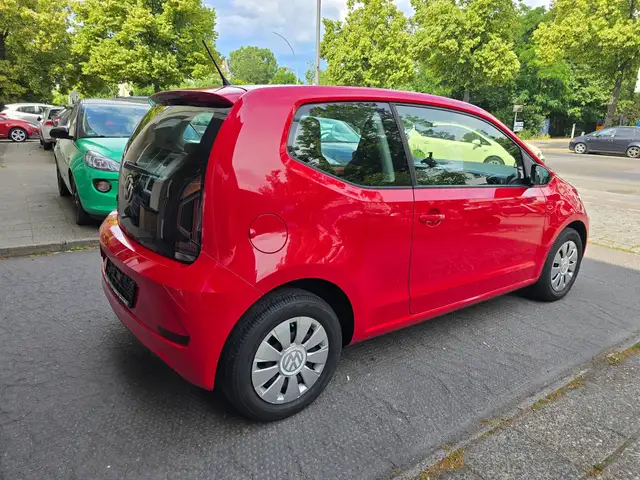 Volkswagen Up! view 4