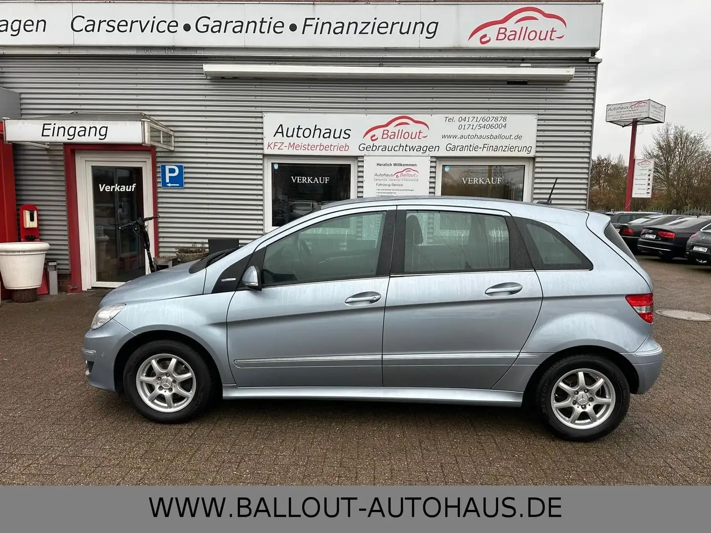 Mercedes-Benz B 160 *1.HAND*KLIAANLAGE*AHK*GARANTIE Blau - 1