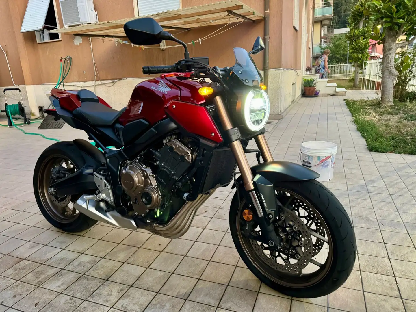 Honda CB 650 Roşu - 1