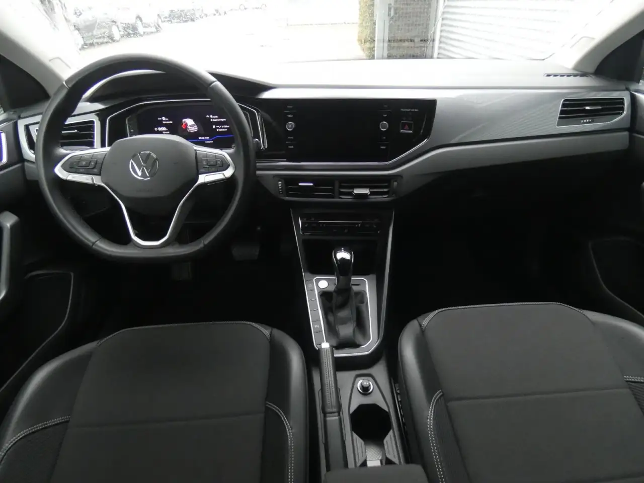 Volkswagen Taigo 1.0 TSI DSG Style LED Navi SHZ PDC ACC Klima Navi 12