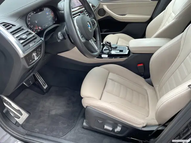 BMW X4 M view 10