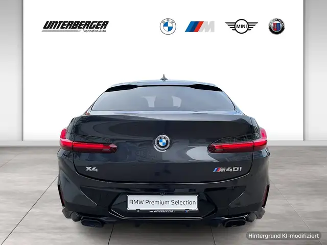 BMW X4 M view 5