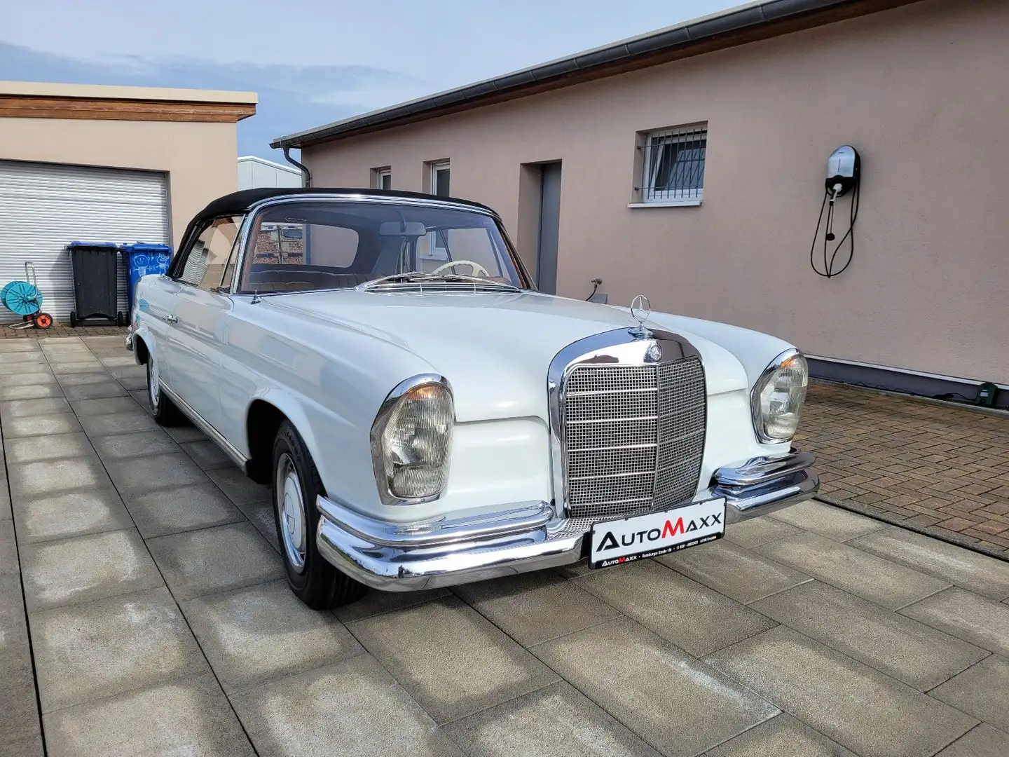 Mercedes-Benz 250 SE/C Cabrio Blanc - 2