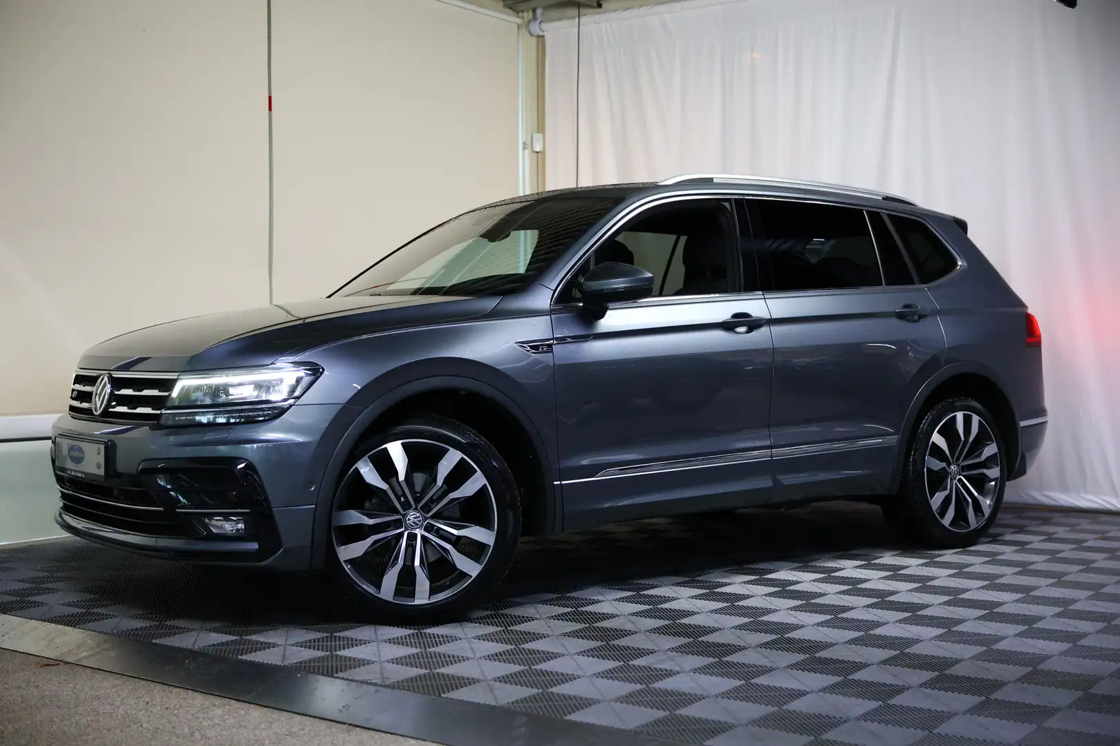 Volkswagen Tiguan Allspace 1.5 TSI R-Line 7p. DSG VIRTUAL CARPLAY ACC PANO PD - 2