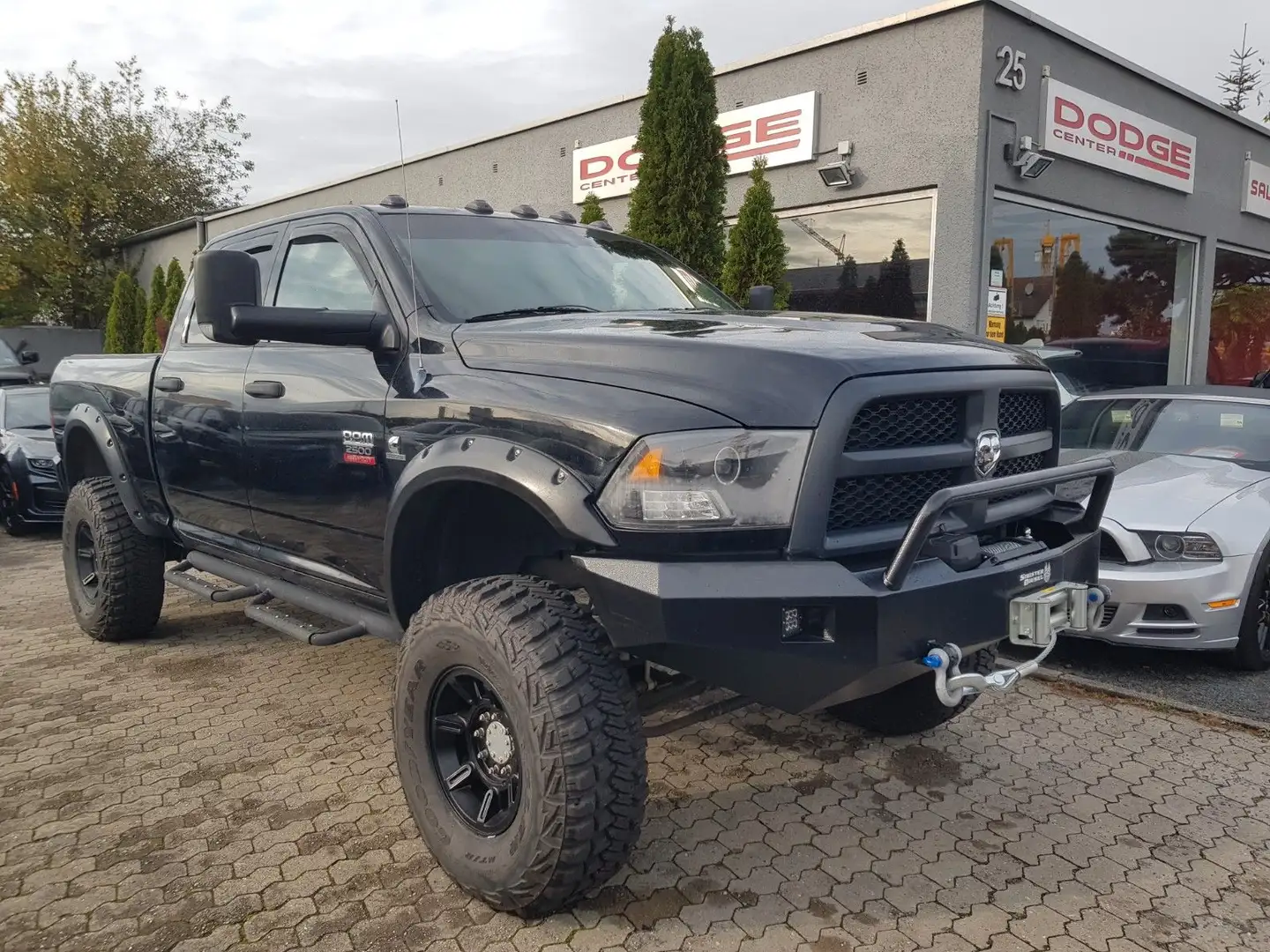 Dodge RAM 2500 6,7L CUMMINS G56 mit vielen EXTRAS Noir - 1