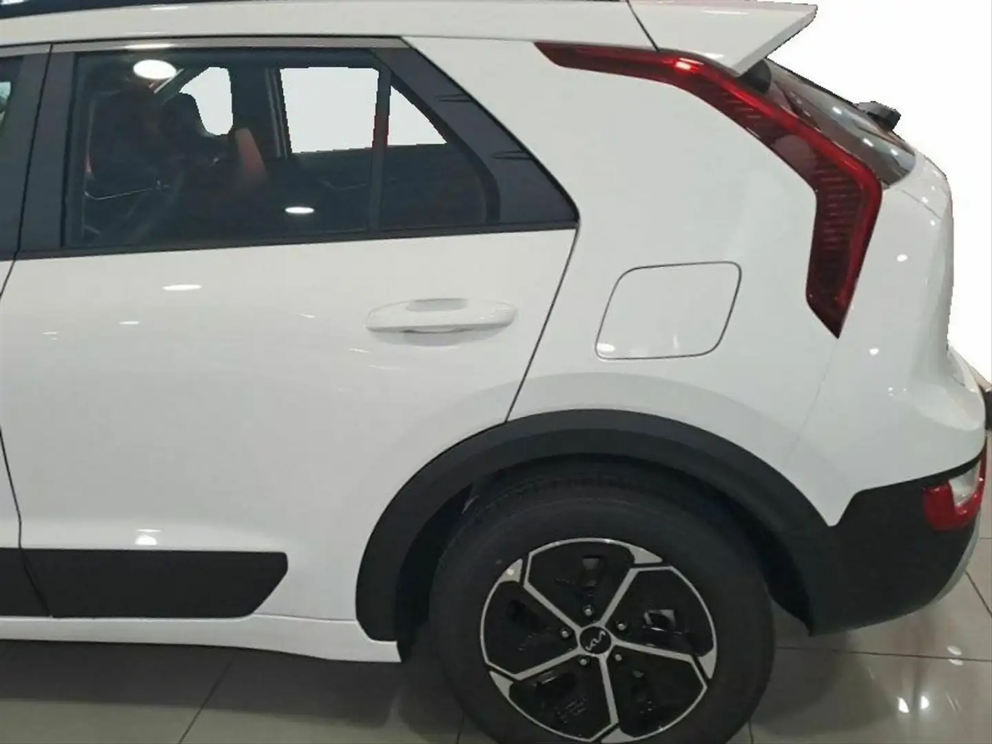 Kia Niro 1.6 GDi HEV 95kW 129CV Concept Blanco - 2