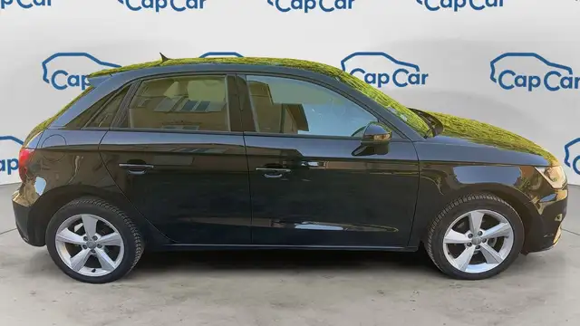 Audi A1 view 4