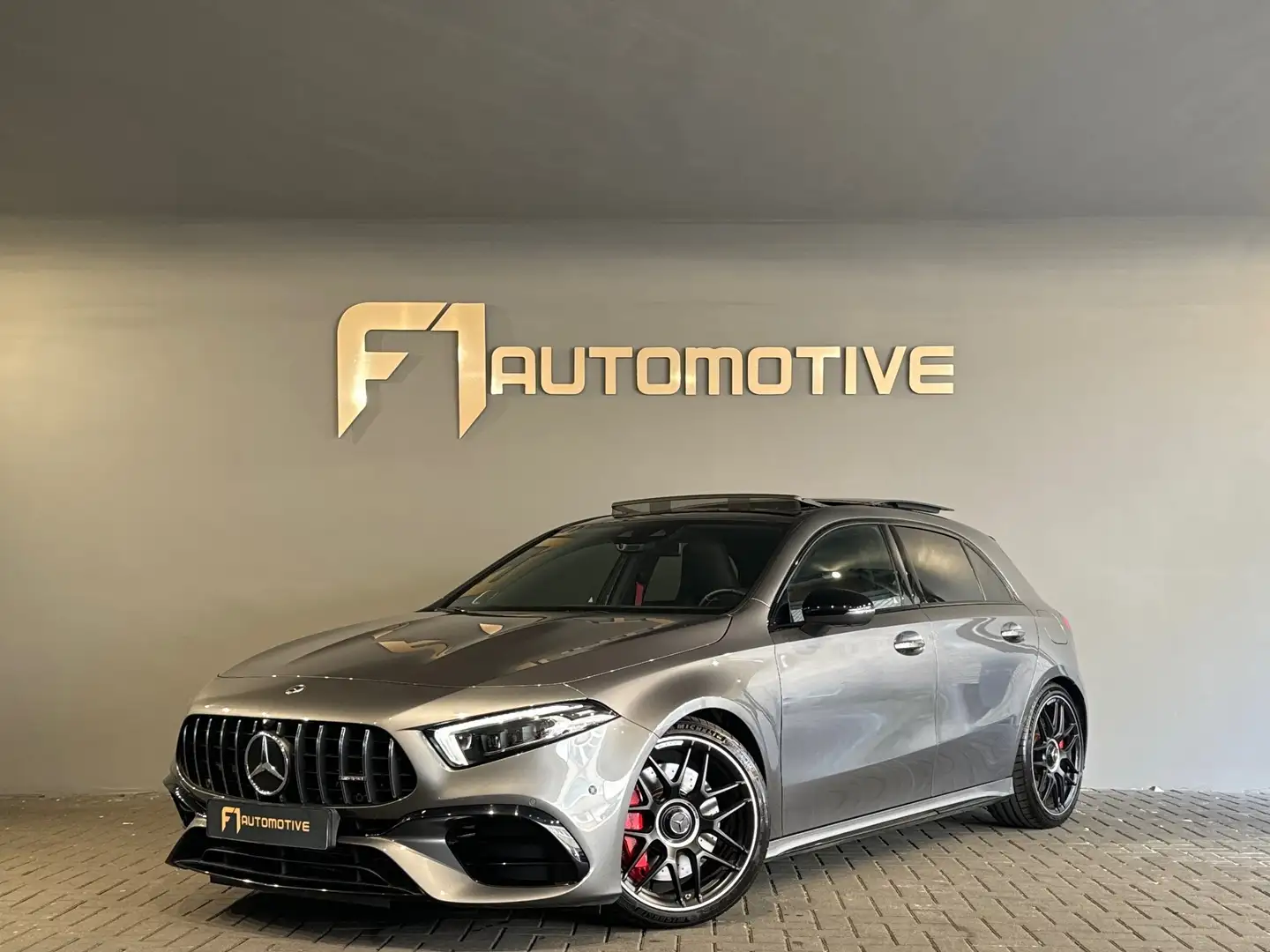 Mercedes-Benz A 45 AMG S 4MATIC+ Pano|HuD|Burm|360Cam Šedá - 1