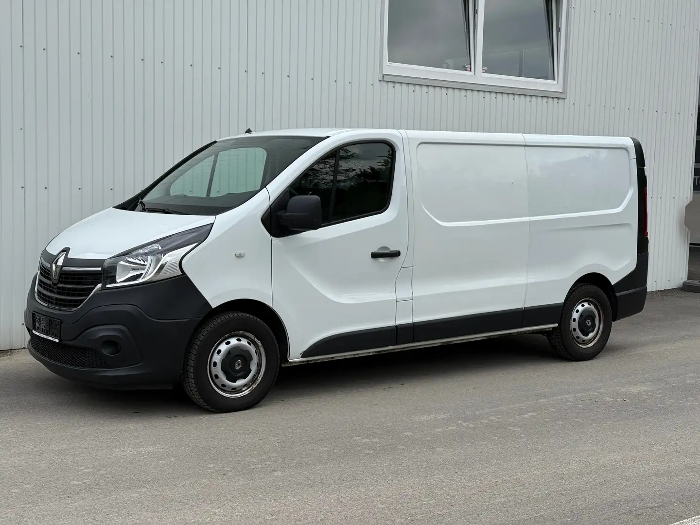 Renault Trafic L2H1 3,0t Weiß - 1