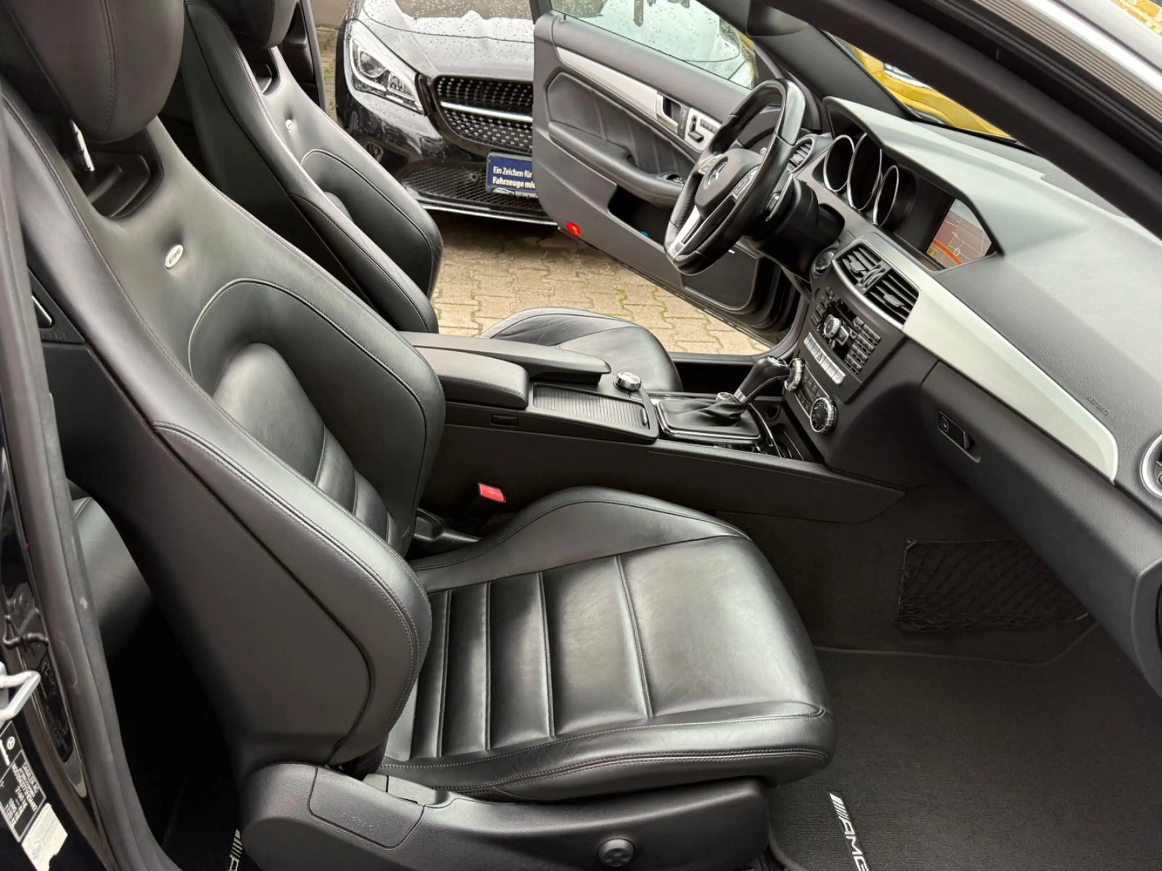 Mercedes-Benz C 63 AMG Coupé PANO*DISTRONIC*DESIGNO*TOP — photo 10