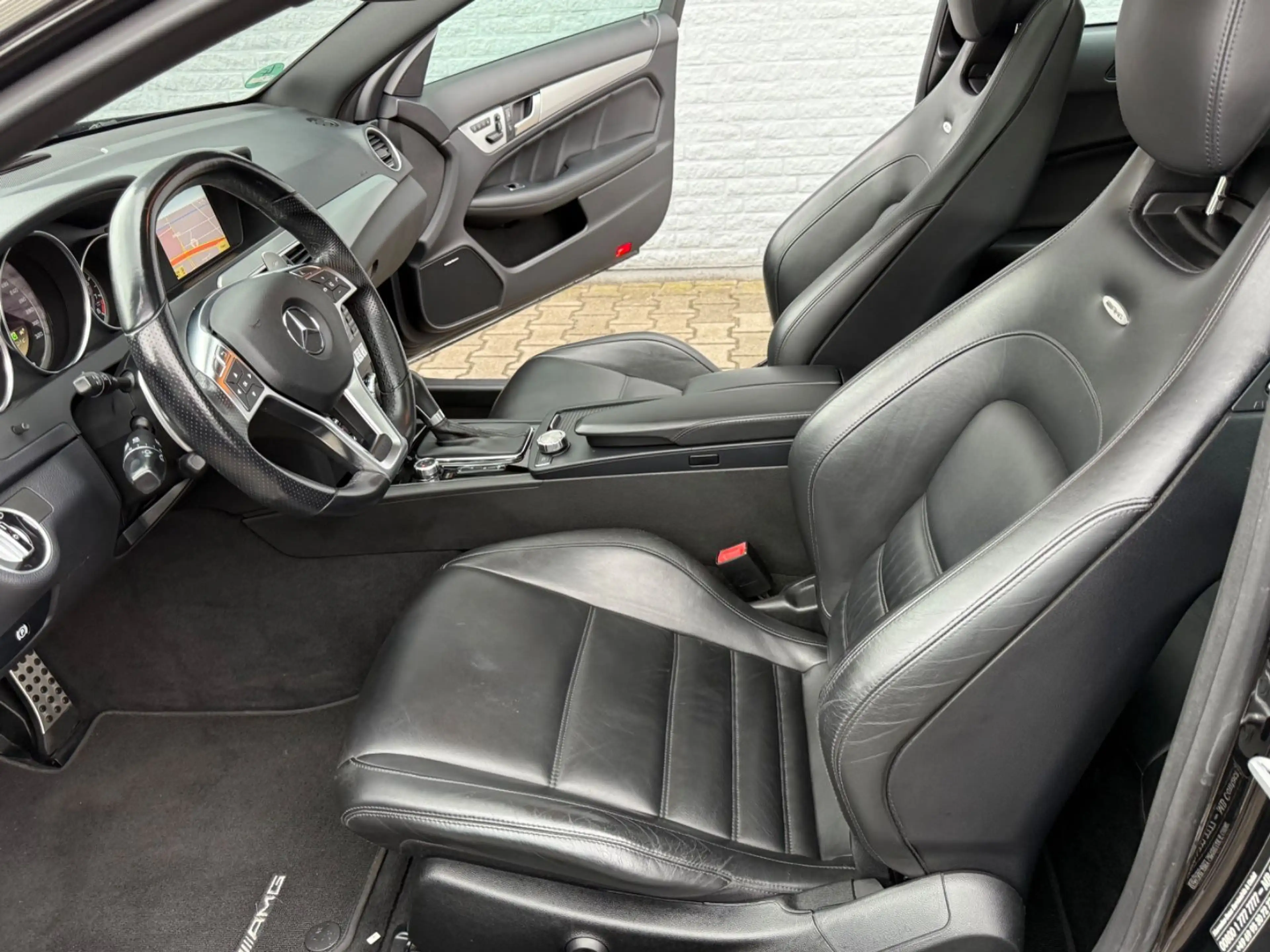 Mercedes-Benz C 63 AMG Coupé PANO*DISTRONIC*DESIGNO*TOP — photo 14