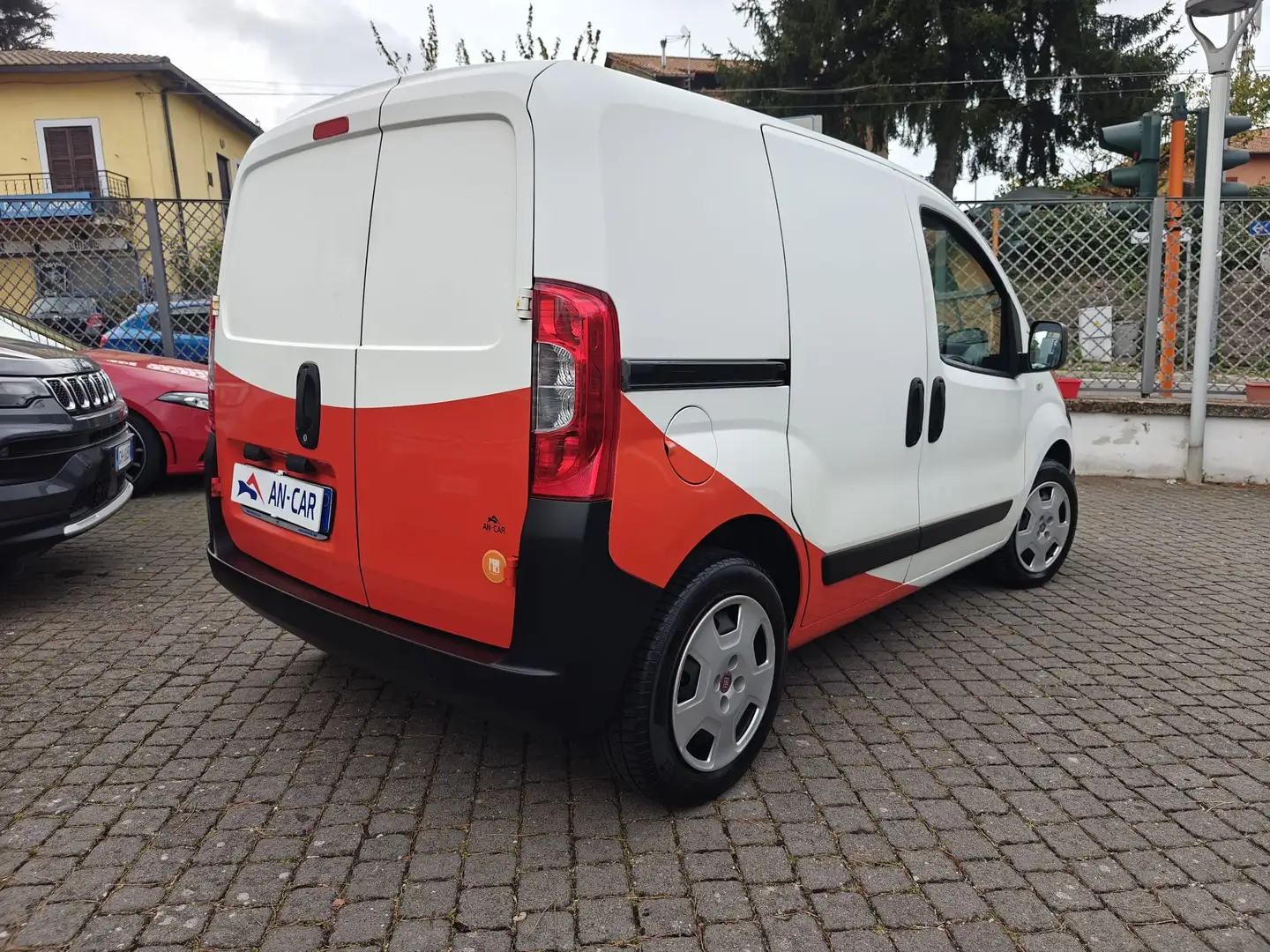 Fiat Fiorino cargo 1.3 mjt 95cv SX Euro6 Blanc - 2