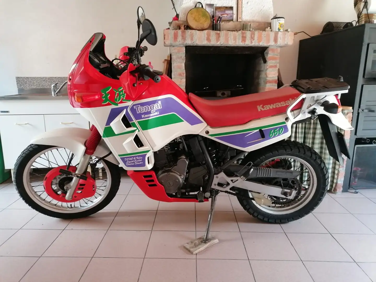 Kawasaki KL 650 Wit - 1