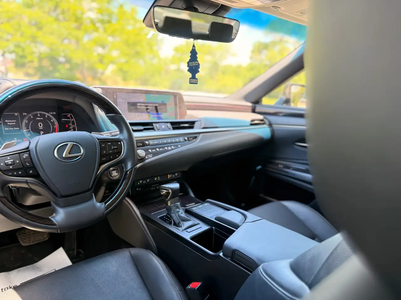 Lexus ES photo Lexus ES