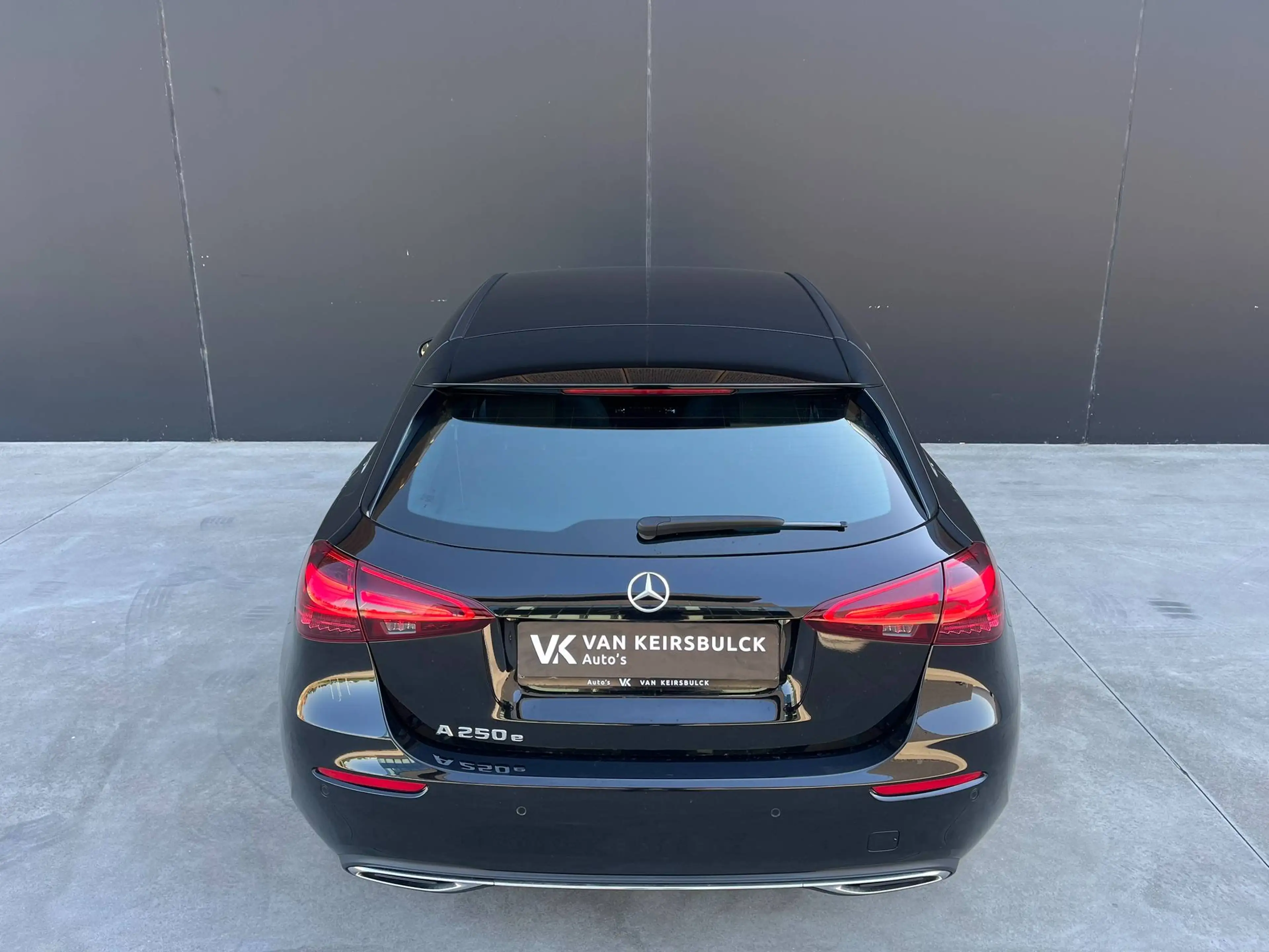 Mercedes-Benz A 250 e PHEV Luxury Line Combi-instrument Camera VerwarmdeComfortzetels Garantie — photo 10