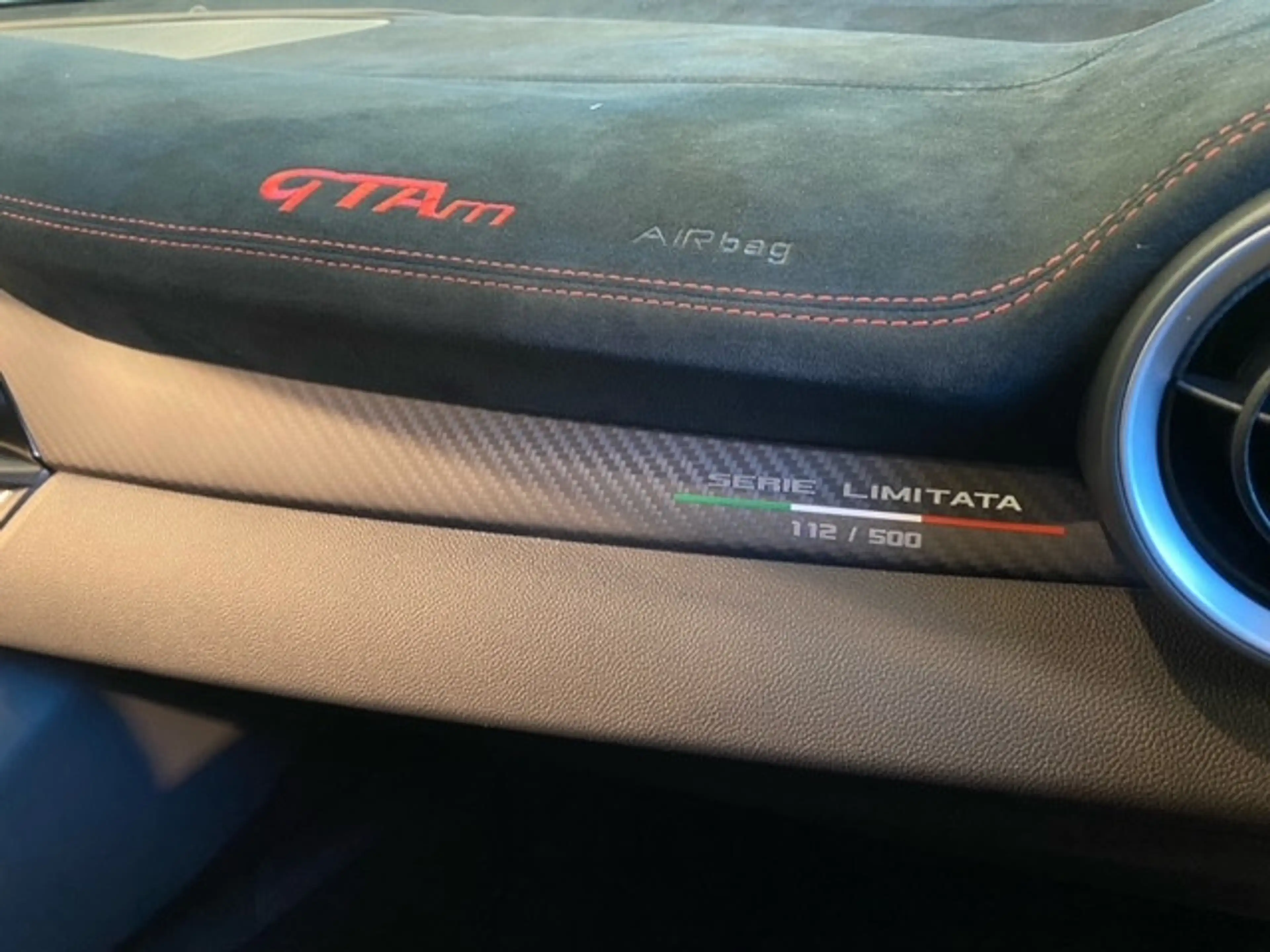 Alfa Romeo Giulia GTAm limit. Modell auf 500 EH — photo 17