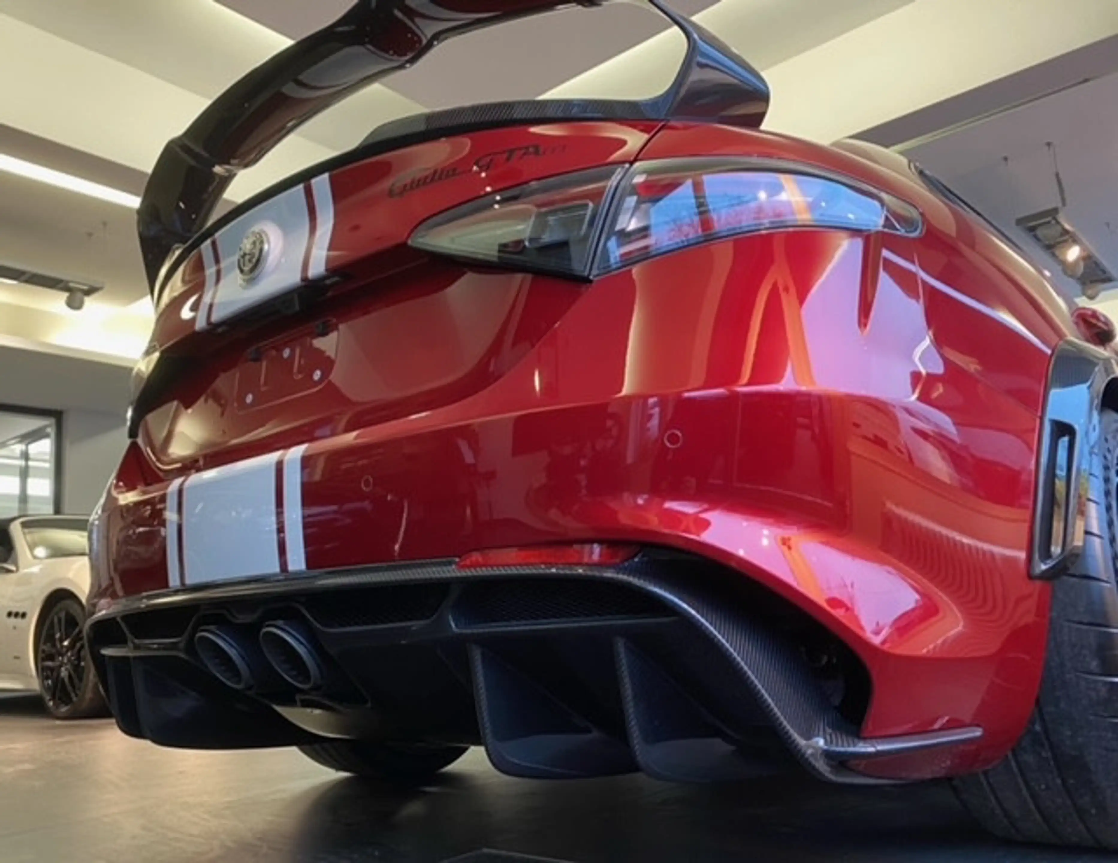 Alfa Romeo Giulia GTAm limit. Modell auf 500 EH — photo 5